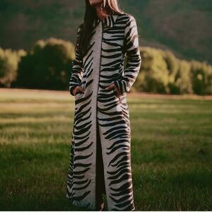 Gianni Bini x Sydney Silverman Marlee Wool Blend Zebra Jacquard Longline Coat